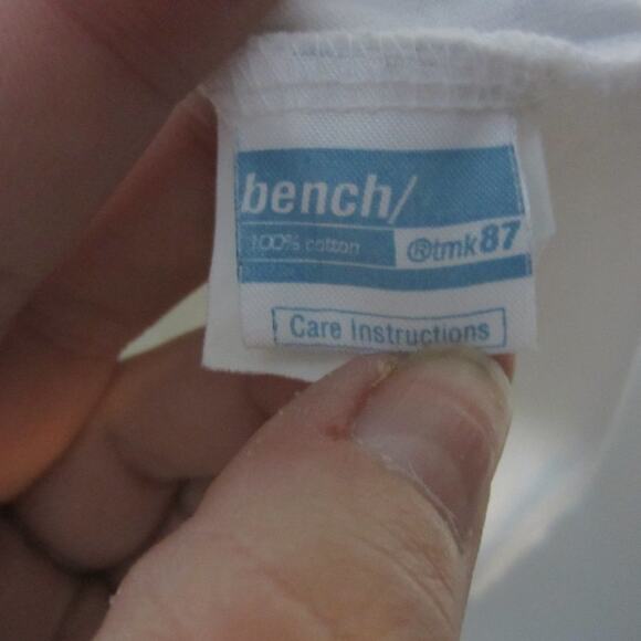 Y2K Streetwear Graphic White T-Shirt Bench/ Small – “Better Naïve Than Jaded” - Picture 5 of 8